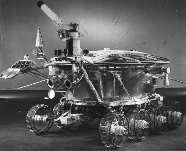 China's robot with the longest running record in the moon